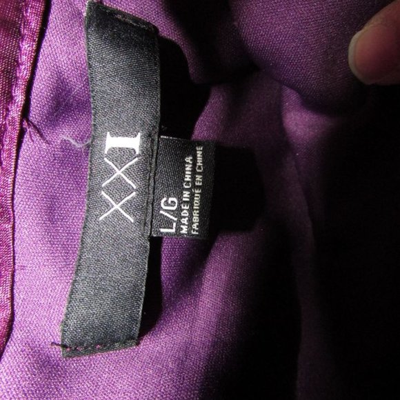 Beautiful Purple Sequin Dress, Size Large but Fit is Medium - Picture 3 of 4